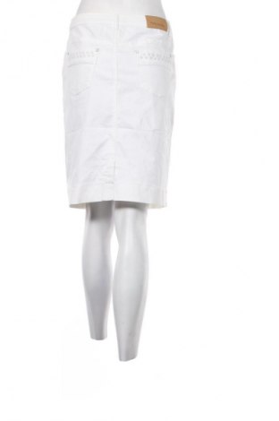 Пола Betty Barclay, Размер M, Цвят Екрю, Цена 8,18 €