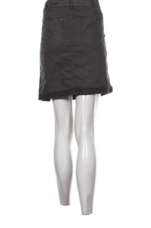 Пола G-Star Raw, Размер XL, Цвят Сив, Цена 12,78 €