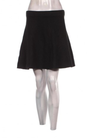 Sukně H&M, Velikost L, Barva Černá, Cena  179,00 Kč