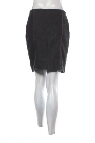 Пола Hennes, Размер M, Цвят Многоцветен, Цена 3,57 €