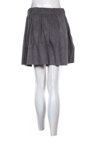 Пола Moves, Размер M, Цвят Сив, Цена 5,62 €