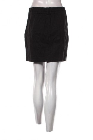 Spódnica ONLY, Rozmiar M, Kolor Czarny, Cena 10,99 zł