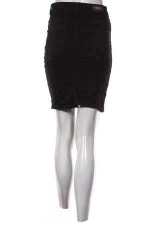 Spódnica ONLY, Rozmiar S, Kolor Czarny, Cena 14,99 zł
