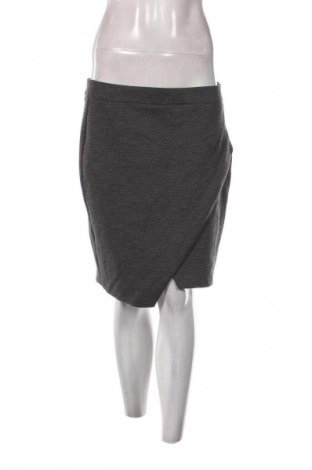 Spódnica S.Oliver, Rozmiar XL, Kolor Szary, Cena 11,99 zł