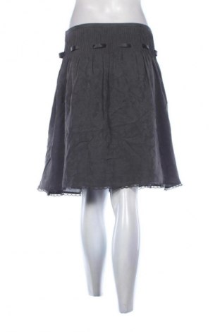 Rock S.Oliver, Größe M, Farbe Grau, Preis 6,99 €