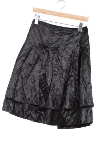 Sukně Sisley, Velikost S, Barva Černá, Cena  229,00 Kč
