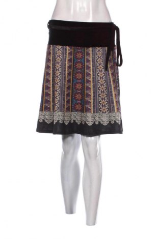 Sukně Smash, Velikost S, Barva Vícebarevné, Cena  241,00 Kč