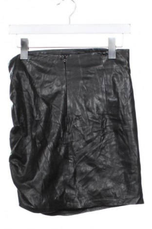 Пола Zara, Размер M, Цвят Черен, Цена 4,09 €