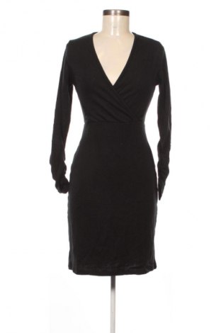 Šaty  About You, Velikost M, Barva Černá, Cena  369,00 Kč