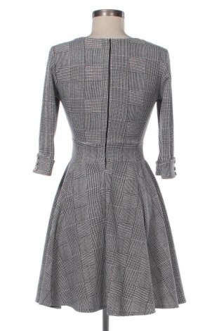 Sukienka Adele Altman, Rozmiar M, Kolor Kolorowy, Cena 23,99 zł