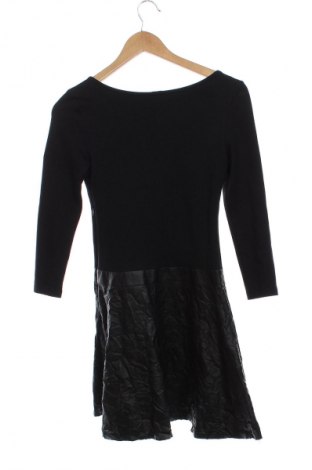 Šaty  Answear, Velikost S, Barva Černá, Cena  199,00 Kč