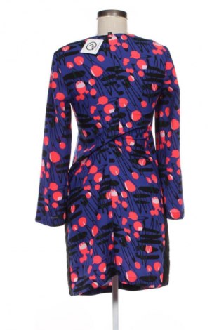 Sukienka Armani Exchange, Rozmiar S, Kolor Kolorowy, Cena 224,47 zł