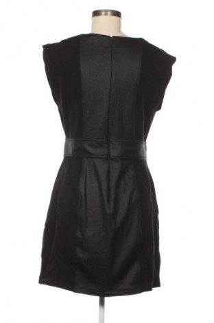 Ruha BCBG Max Azria, Méret M, Szín Fekete, Ár 4 819 Ft