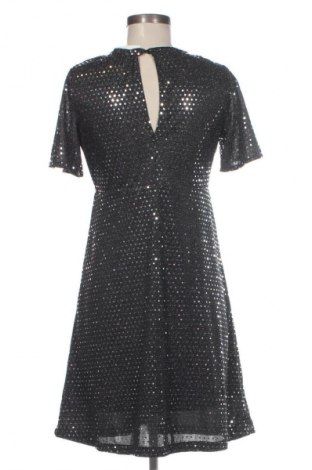 Рокля Beloved, Размер M, Цвят Сребрист, Цена 6,64 €