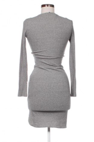 Šaty  Bershka, Veľkosť S, Farba Sivá, Cena  6,95 €