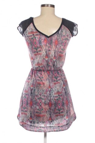 Šaty  Bershka, Velikost S, Barva Vícebarevné, Cena  279,00 Kč