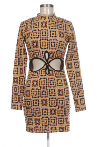 Ruha Bershka, Méret L, Szín Sokszínű, Ár 1 969 Ft