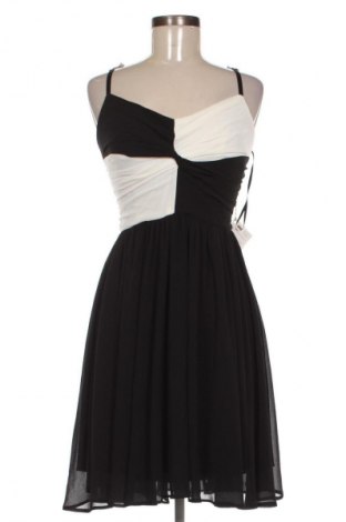 Ruha Bianco Ghiaccio, Méret M, Szín Fekete, Ár 30 809 Ft