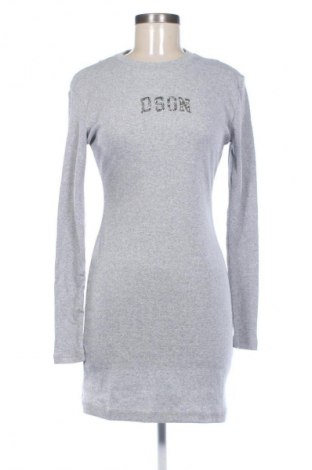 Šaty  Boohoo, Velikost M, Barva Šedá, Cena  189,00 Kč