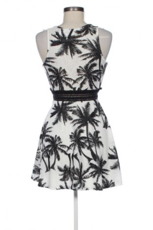 Šaty  Charlotte Russe, Velikost S, Barva Vícebarevné, Cena  149,00 Kč