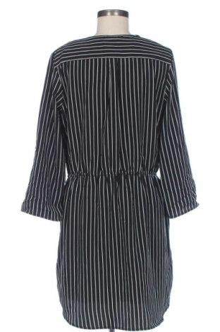 Sukienka Colloseum, Rozmiar XL, Kolor Czarny, Cena 75,81 zł