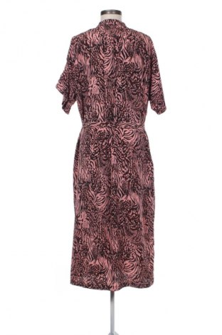 Šaty  Colourful Rebel, Velikost M, Barva Vícebarevné, Cena  209,00 Kč