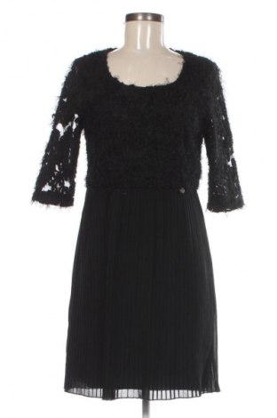 Šaty  Cristina Gavioli, Velikost S, Barva Černá, Cena  379,00 Kč