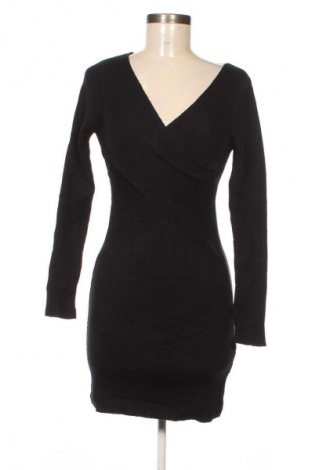 Šaty  Edited, Velikost S, Barva Černá, Cena  829,00 Kč