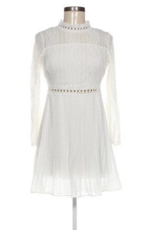 Ruha Elissa, Méret S, Szín Fehér, Ár 5 012 Ft