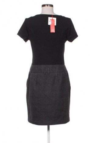 Sukienka Esprit, Rozmiar M, Kolor Czarny, Cena 111,99 zł