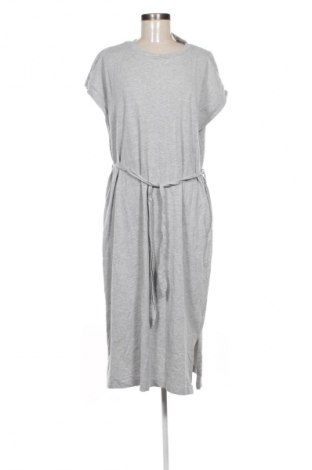 Sukienka F&F, Rozmiar XL, Kolor Kolorowy, Cena 85,99 zł