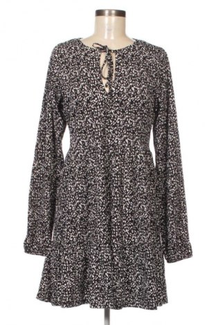 Šaty  F&F, Velikost M, Barva Vícebarevné, Cena  129,00 Kč