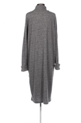 Šaty  F&F, Velikost XL, Barva Šedá, Cena  159,00 Kč
