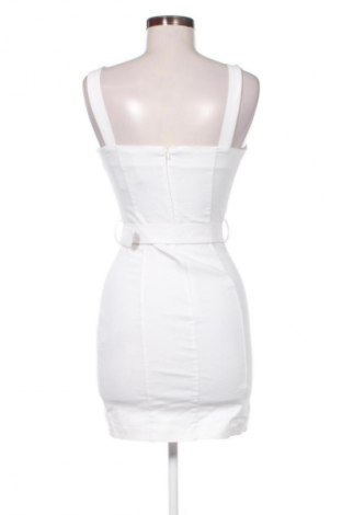 Ruha Fb Sister, Méret M, Szín Fehér, Ár 3 294 Ft