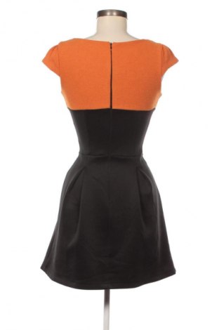 Šaty  Gian Vargian, Velikost S, Barva Černá, Cena  179,00 Kč