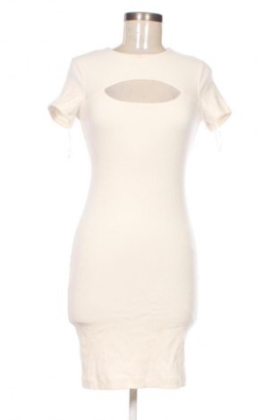 Рокля Guess, Размер S, Цвят Екрю, Цена 70,55 €