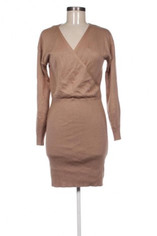 Рокля Guess, Размер S, Цвят Кафяв, Цена 31,69 €