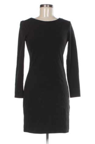 Рокля H&M, Размер S, Цвят Черен, Цена 3,06 €