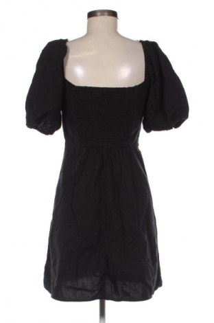 Šaty  H&M, Velikost M, Barva Vícebarevné, Cena  565,00 Kč