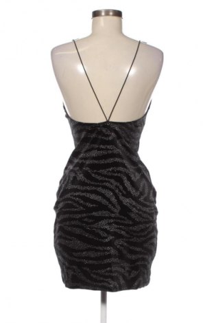 Šaty  H&M Divided, Velikost L, Barva Černá, Cena  359,00 Kč