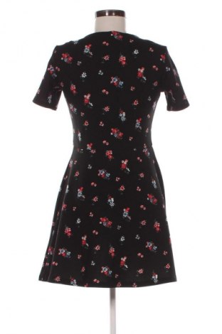 Šaty  H&M Divided, Velikost M, Barva Vícebarevné, Cena  159,00 Kč