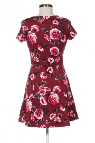 Šaty  H&M Divided, Velikost S, Barva Vícebarevné, Cena  449,00 Kč