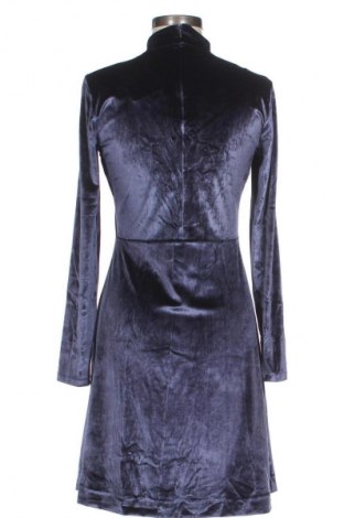 Šaty  In Wear, Velikost M, Barva Modrá, Cena  129,00 Kč