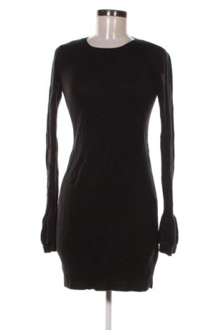 Ruha Iz Byer, Méret M, Szín Fekete, Ár 4 579 Ft