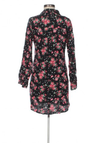 Kleid Jennyfer, Größe M, Farbe Mehrfarbig, Preis € 4,80