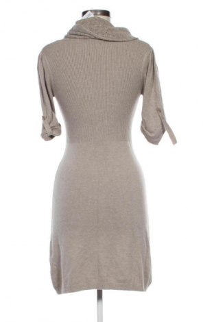 Φόρεμα Louise Orop, Μέγεθος M, Χρώμα  Μπέζ, Τιμή 5,99 €