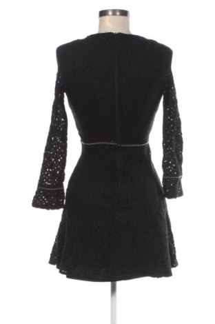 Kleid Mango, Größe XS, Farbe Schwarz, Preis 22,99 €