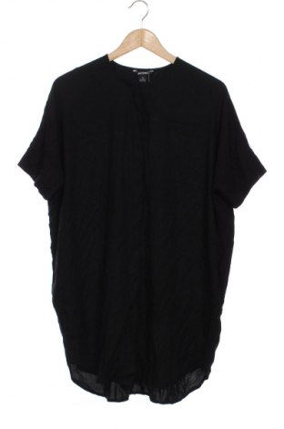 Šaty  Monki, Velikost XS, Barva Černá, Cena  239,00 Kč
