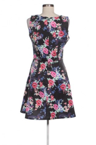 Рокля New Light, Размер XL, Цвят Многоцветен, Цена 6,13 €