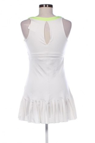 Kleid Nike, Größe M, Farbe Ecru, Preis 27,99 €